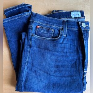 Hudson med dk wash skinny jeans.  Size 31 29” inseam 11” leg opening 11.5” rise